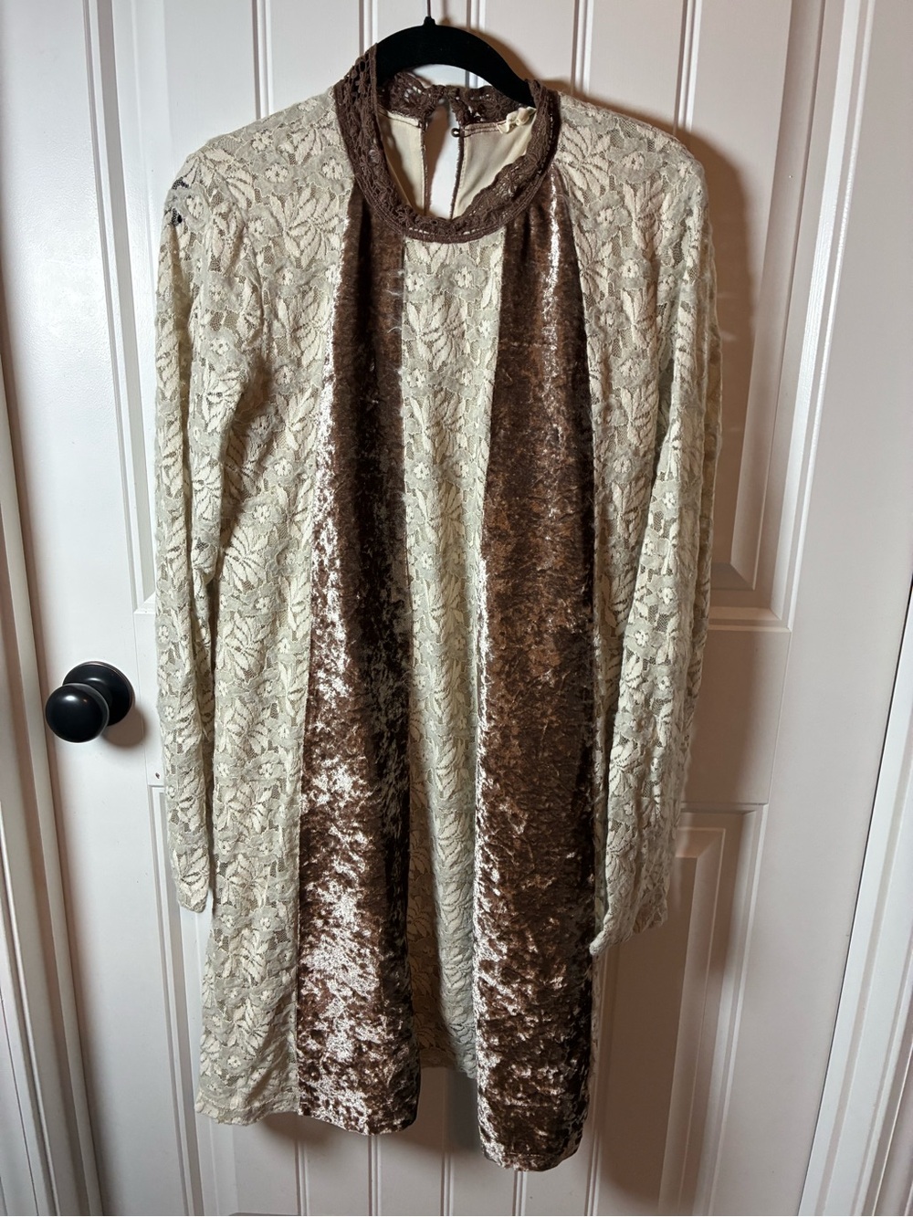 Mystree Cream Lace Dress with Brown Velvet Panel